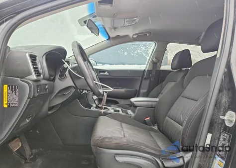 2017 Kia Sportage Lx z USA, uszkodzony, nr VIN KNDPMCACXH7101806